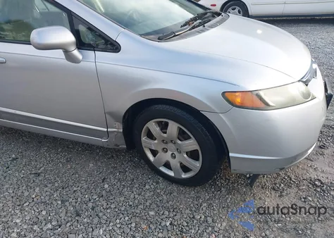 2008 Honda Civic Lx z USA, uszkodzony, nr VIN 1HGFA16568L032401
